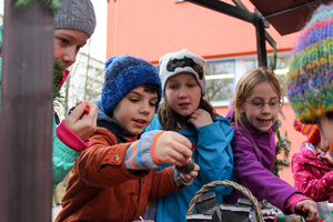 Weihnachtsmarkt in der Grundschule Weihnachtsmarkt in der Grundschule