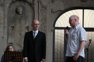 Ausstellungseröffnung in der Kreuzkirche Ausstellungseröffnung in der Kreuzkirche