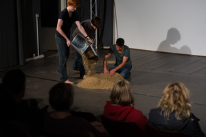 erinnerst du dich … jetzt … an deine Zukunft erinnerst du dich … jetzt … an deine Zukunft