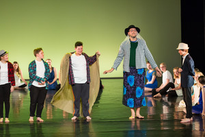 Tanzprojekt „Sommernachtstraum“ Tanzprojekt „Sommernachtstraum“