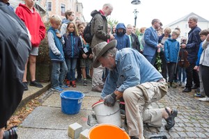 Eine Verbeugung vor den Opfern nationalsozialistischer Verbrechen