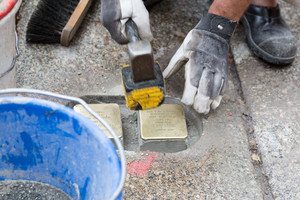 Eine Verbeugung vor den Opfern nationalsozialistischer Verbrechen