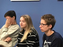 Geschichte erlebbar machen – Zeitzeugen befragen