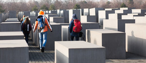 Stolpersteine führen nach Berlin Stolpersteine führen nach Berlin