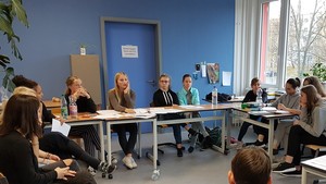 Projekttage 19. und 20. November: Planspiel „Energie“ Projekttage 19. und 20. November: Planspiel „Energie“