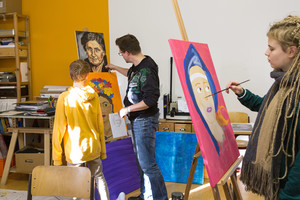 Kunst wäscht den Staub des Alltags von der Seele Kunst wäscht den Staub des Alltags von der Seele