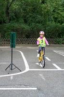 Fahrräder mögen sich ändern, aber Radfahren ist zeitlos  Fahrräder mögen sich ändern, aber Radfahren ist zeitlos