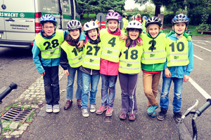 Fahrräder mögen sich ändern, aber Radfahren ist zeitlos  Fahrräder mögen sich ändern, aber Radfahren ist zeitlos