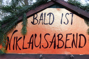 Weihnachtsmarkt in der Grundschule Weihnachtsmarkt in der Grundschule