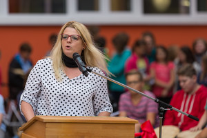 Endlich – Unser neues Schulhaus wird eingeweiht Endlich – Unser neues Schulhaus wird eingeweiht