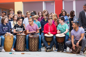 Endlich – Unser neues Schulhaus wird eingeweiht Endlich – Unser neues Schulhaus wird eingeweiht