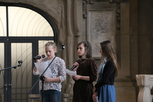 Ausstellungseröffnung in der Kreuzkirche Ausstellungseröffnung in der Kreuzkirche