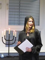 Theater, Theater, der Vorhang geht auf... Theater, Theater, der Vorhang geht auf...