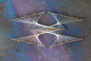 Wilde Locken – Bunte Stühle. Eine Schule macht Kunst Wilde Locken – Bunte Stühle. Eine Schule macht Kunst