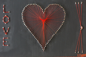 Wilde Locken – Bunte Stühle. Eine Schule macht Kunst Wilde Locken – Bunte Stühle. Eine Schule macht Kunst