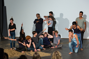 erinnerst du dich … jetzt … an deine Zukunft erinnerst du dich … jetzt … an deine Zukunft