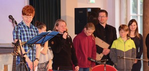 Eine Ehrung dafür, Mensch zu sein Eine Ehrung dafür, Mensch zu sein