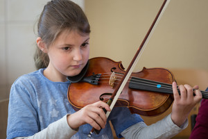 Eine Bande Musiker geht um im Schulhaus Eine Bande Musiker geht um im Schulhaus