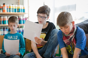 Eine Bande Musiker geht um im Schulhaus Eine Bande Musiker geht um im Schulhaus