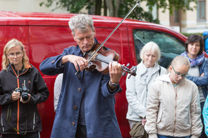 Eine Verbeugung vor den Opfern nationalsozialistischer Verbrechen Eine Verbeugung vor den Opfern nationalsozialistischer Verbrechen