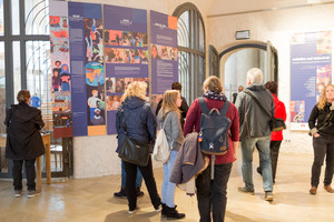 Ausstellung für Frieden und Inklusion Ausstellung für Frieden und Inklusion