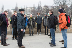 Stolpersteine führen nach Berlin Stolpersteine führen nach Berlin